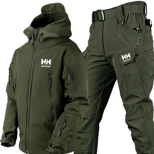 Chaqueta cortaviento y pantalones